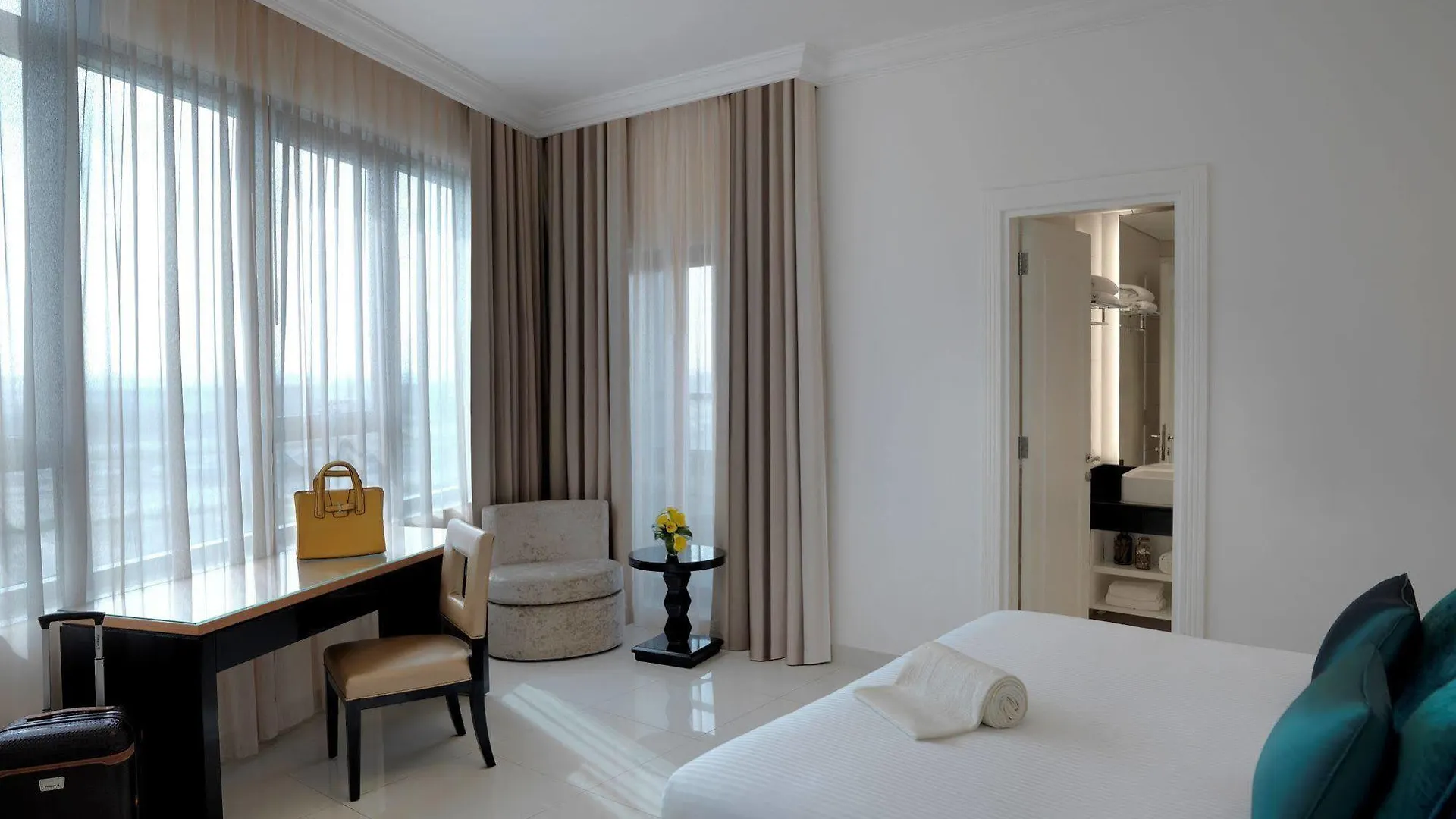 Damac Maison De Ville Breeze Dubái Apartahotel